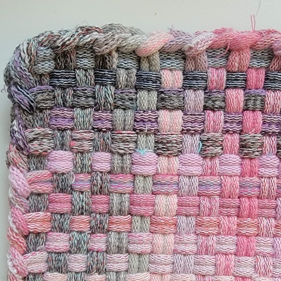 New Handmade Gray Violet Pink Pot Holder Hotpad 5.25" x 5.25" OOAK Cottage Folk - Picture 3 of 7